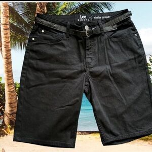 Lee Riders Womens Size 6 Regular Fit Mid-Rise 9” Inseam Black Bermuda Shorts NWT